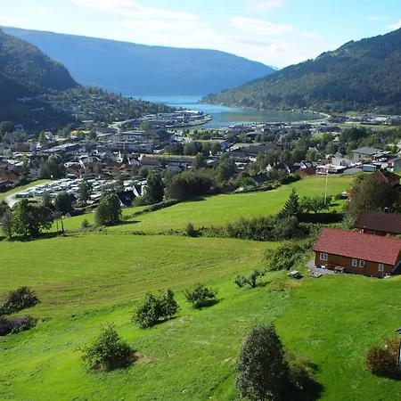 Solbakken Hytte *